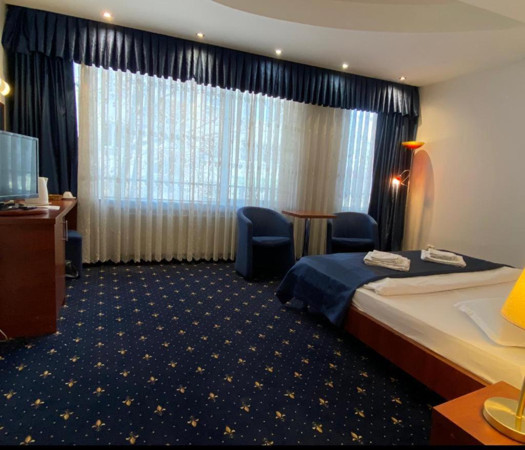 Samaa Hotel Bukares Bagian luar foto