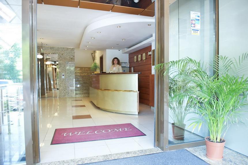 Samaa Hotel Bukares Bagian luar foto